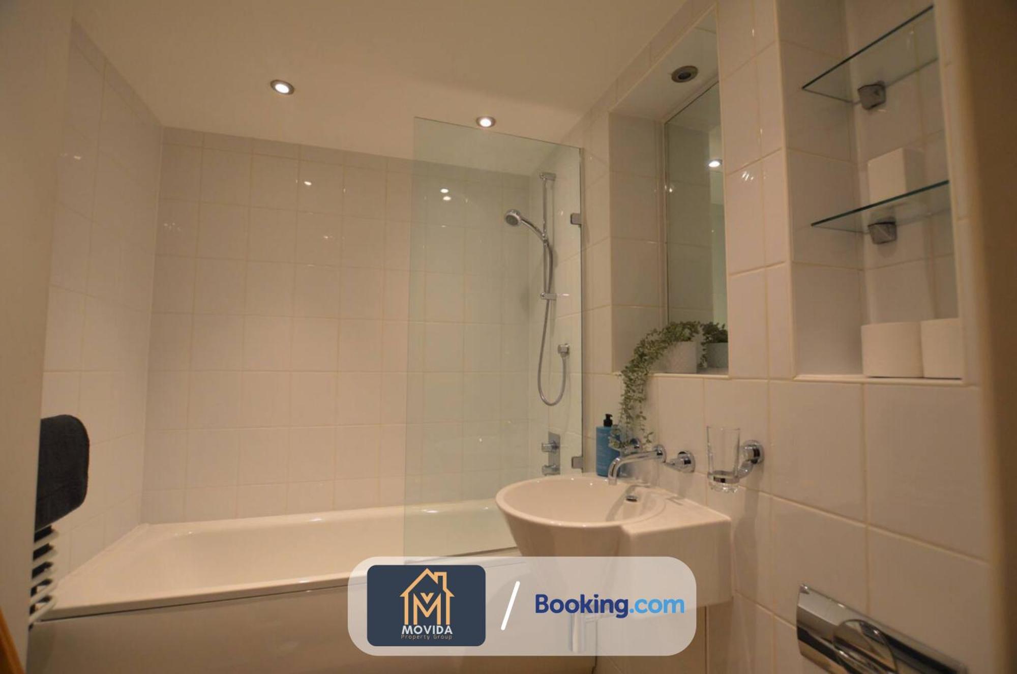 Lgi Stunning 1 Bedroom Apartment By Movida Property Group Short Lets & Serviced Accommodation Leeds  Exterior foto